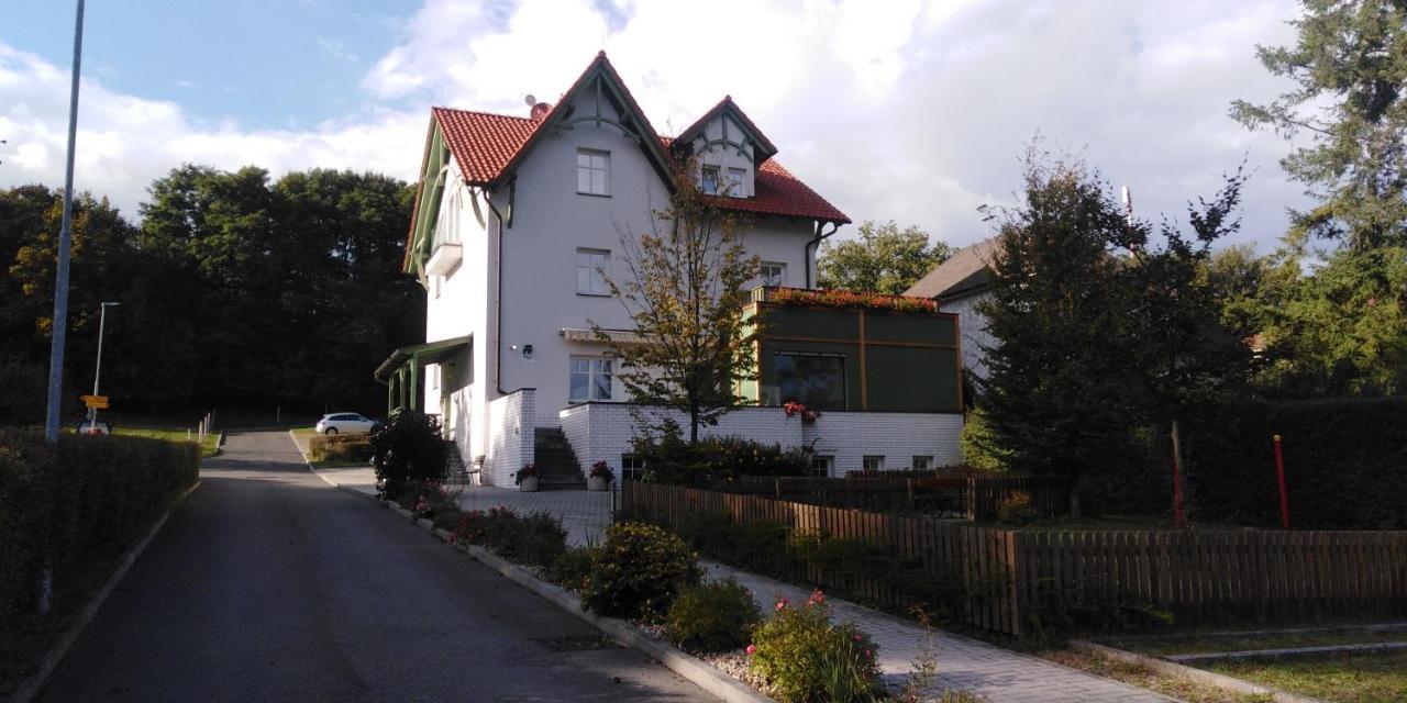 Hotel U Parku Hořovice エクステリア 写真